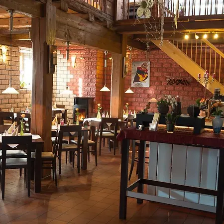 Wellnesshotel & Restaurant Hexenschopf فندق