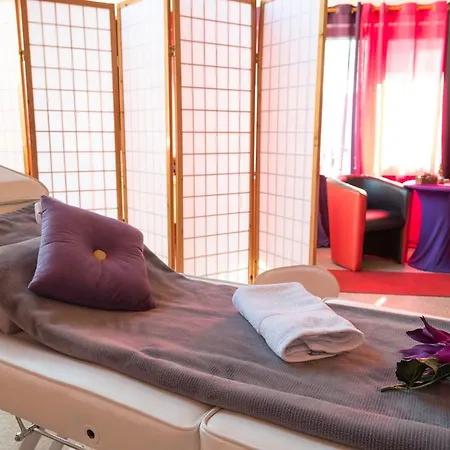 فندق Wellnesshotel & Restaurant Hexenschopf 3*