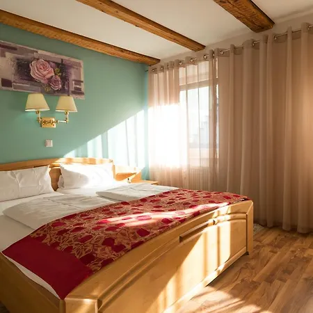 Wellnesshotel & Restaurant Hexenschopf 3* Löffingen