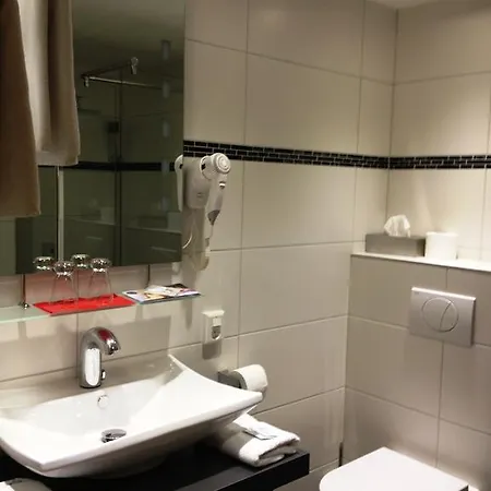 ホテル Wellnesshotel & Restaurant Hexenschopf 3*