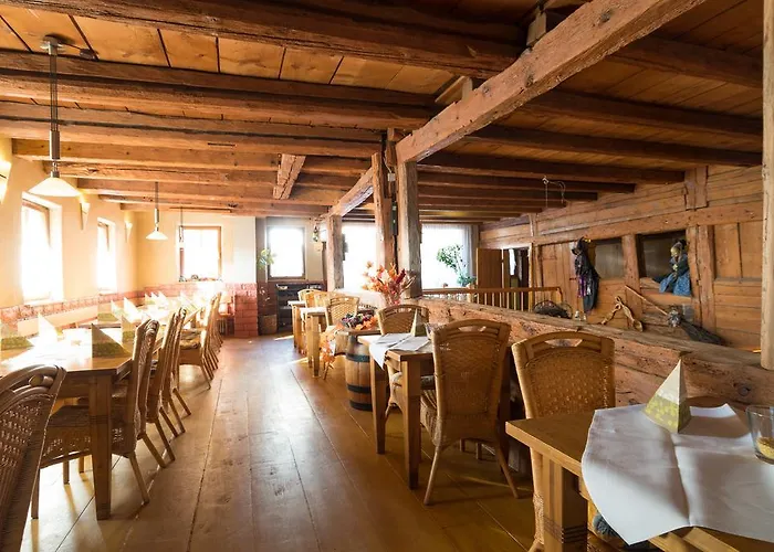 赫森绍普夫疗养酒店&餐厅 酒店 Löffingen