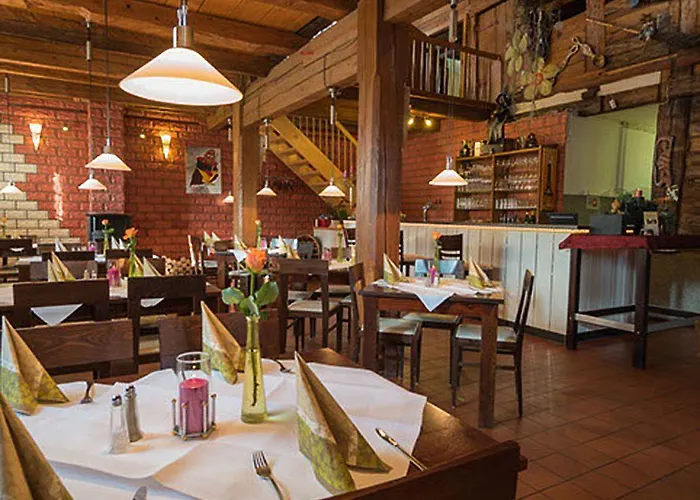 赫森绍普夫疗养酒店&餐厅 Löffingen